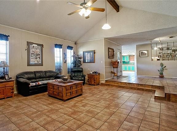 3rd image of 6033 Longhorn Ln
