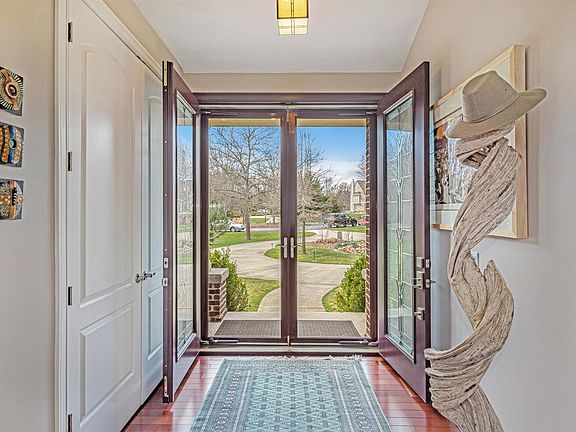 5th image of 1888 Oakleigh Pl