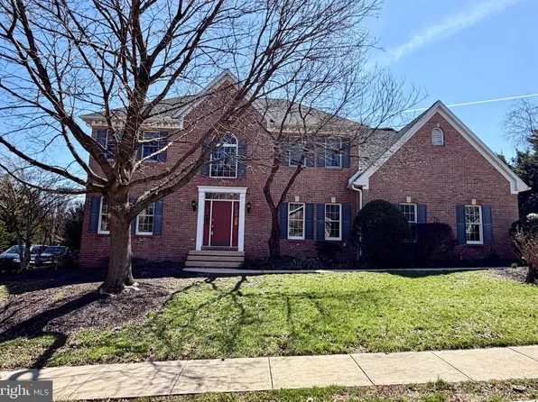 360 Dew Drop Rd, York, PA 17402