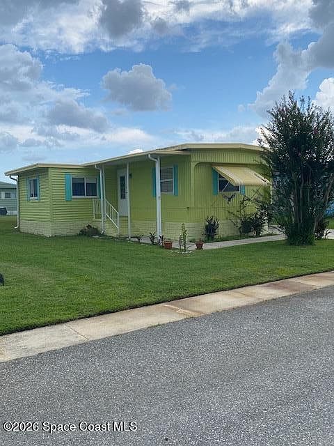 1st image of 570 Marnie Cir