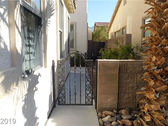 4th image of 4325 Desert Park Ave