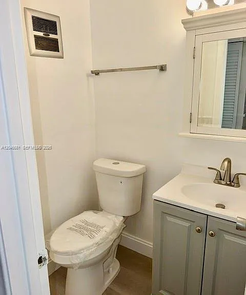 41 Salisbury E #B — Photo 4
