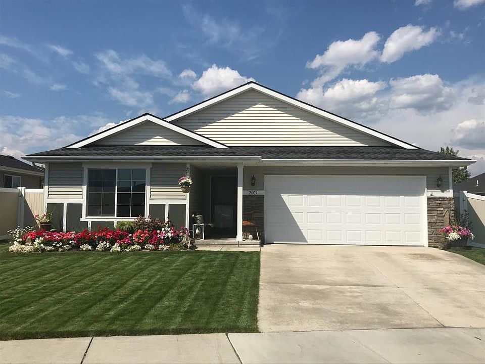 1st image of 2609 N Galvan Dr