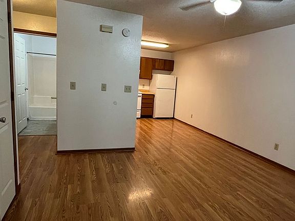 5th image of 532-536 Jefferson St #17009275
