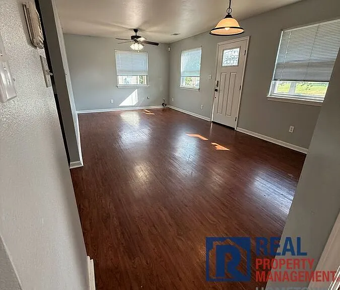 244 Palmetto St — Photo 5
