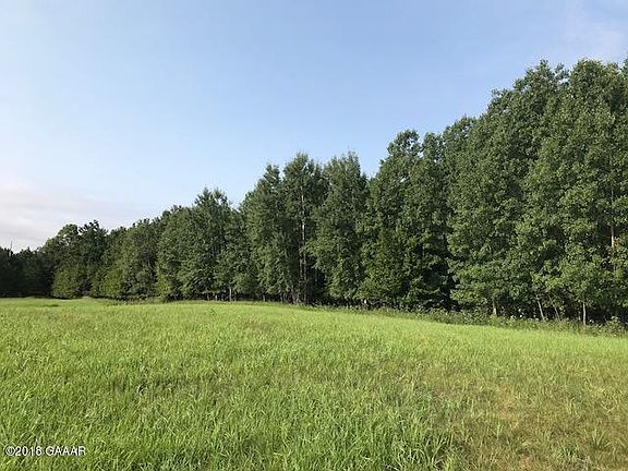 3rd image of Sandhill Ter NE