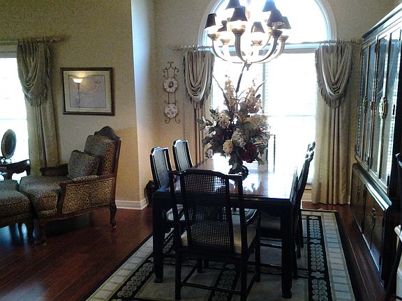 3rd image of 1441 Pine Needles Ln #501
