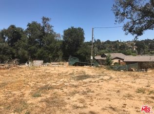 11586 N Oakcrest Ave, Ojai, CA 93023