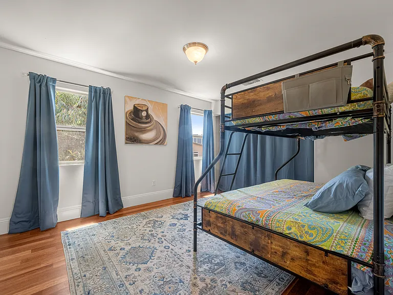 8302 S Sepulveda Blvd — Photo 47
