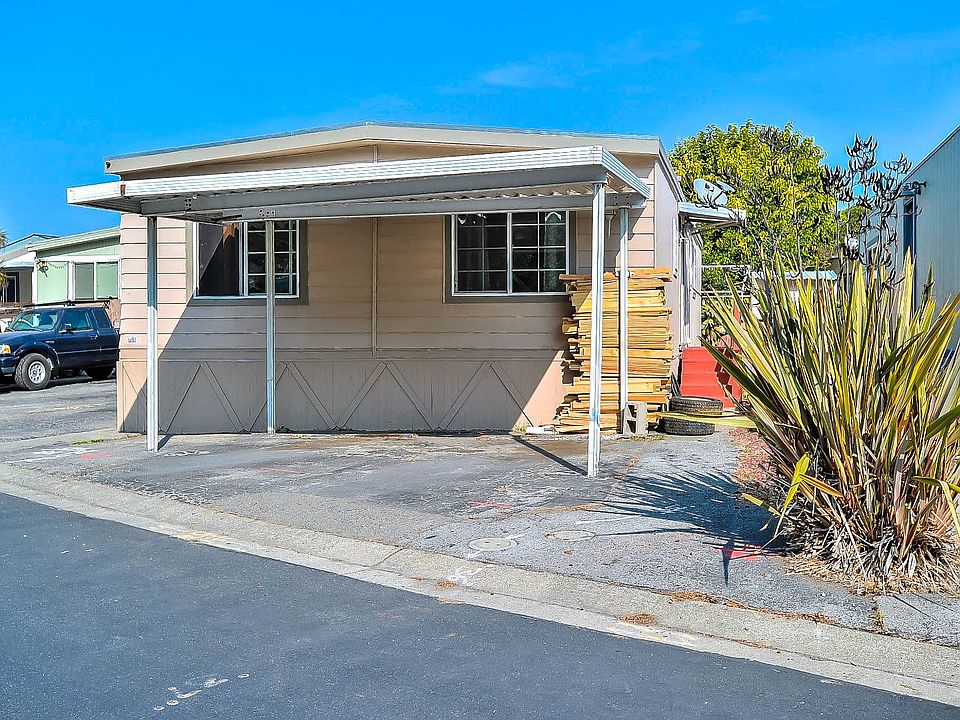 1st image of 169 Culebra Ln