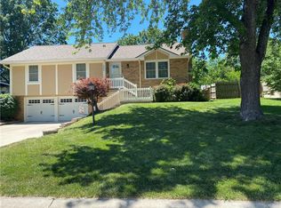 302 Manor St, Warrensburg, MO 64093