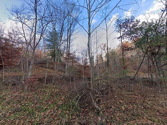 2nd image of 2800 Dry Fork Rd