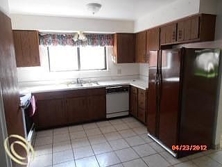 2nd image of 34001 Carl Dr