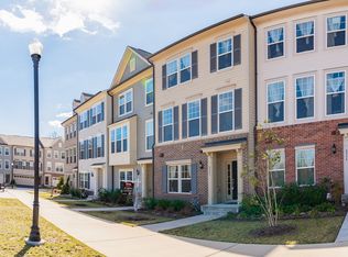 8956 Dahlgren Ridge Rd, Manassas, VA 20111