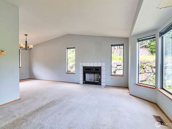 2nd image of 3206 56th Street SW