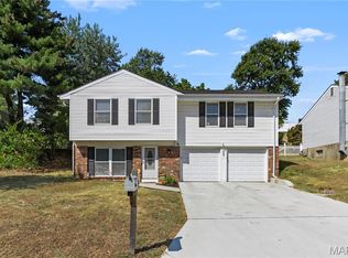 2341 Gloucester Rd, High Ridge, MO 63049