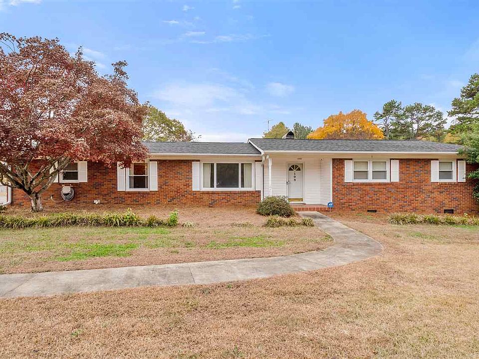 1st image of 109 Peach Valley Dr