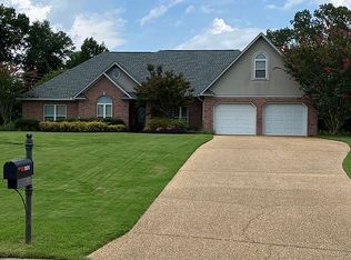 3926 Water Oak Ct, Saltillo, MS 38866