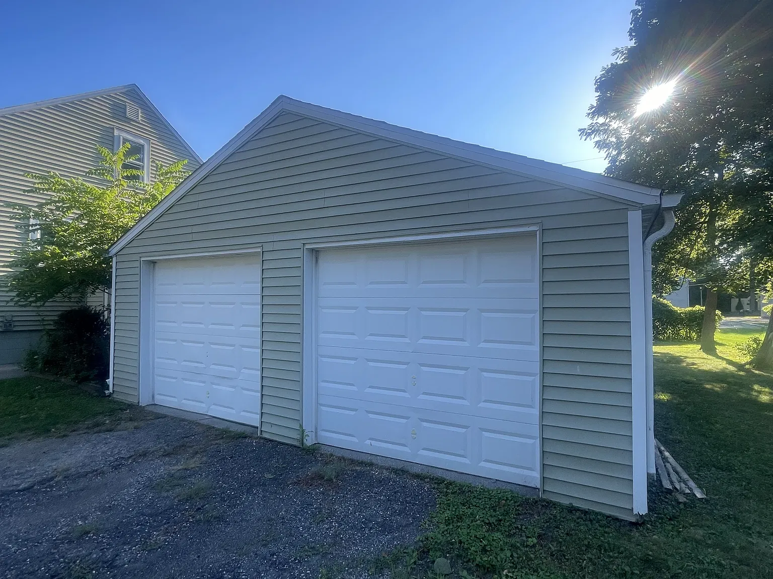 574 Stoddard Avenue - 1 — Photo 2