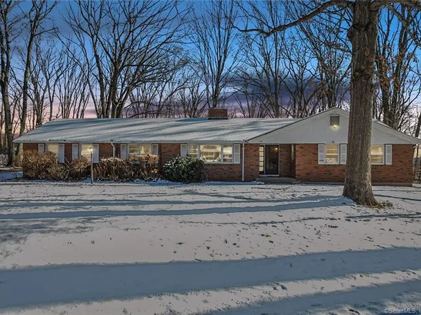 5 Autumn Lane, Plainville, CT 06062