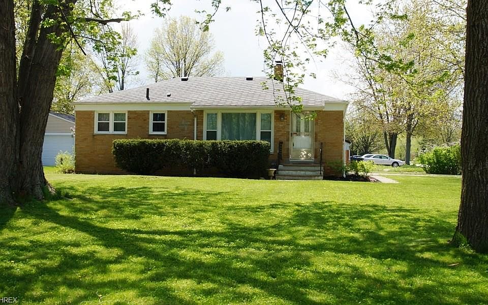 1st image of 37995 Lorie Blvd