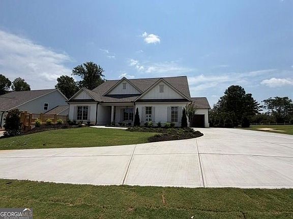 2nd image of 4775 E Reed Rd