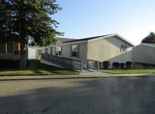 265 Shoreline Dr W, Port Sanilac, MI 48469