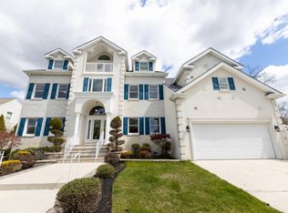10 Seagarden Dr, Linwood, NJ 08221