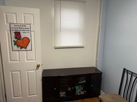 5th image of 413 Jersey St Floor 2