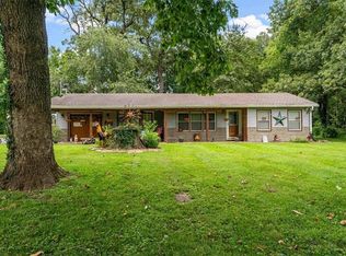 13810 Byars Rd, Grandview, MO 64030