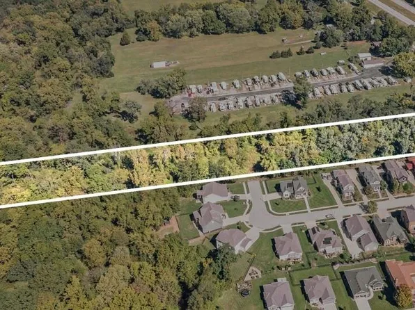 Southview Dr, Liberty, MO 64068