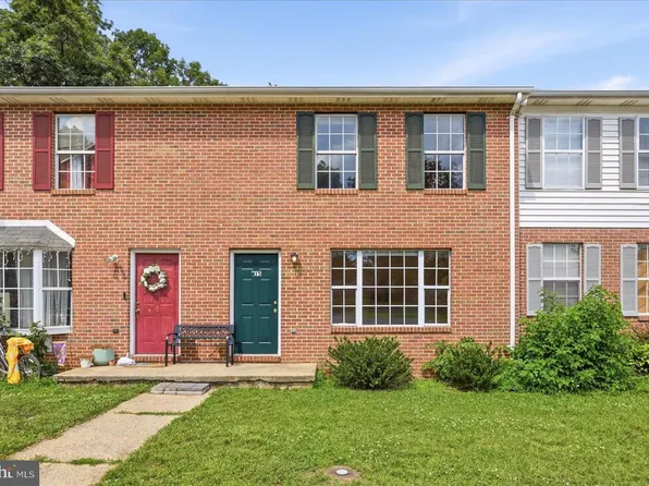 215 Buckingham Dr, Stephens City, VA 22655