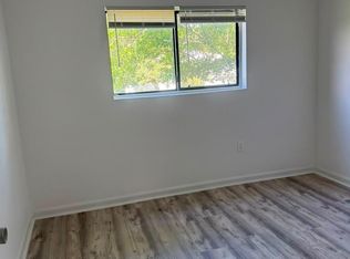 300 Palm Cir W APT 204, Hollywood, FL 33025