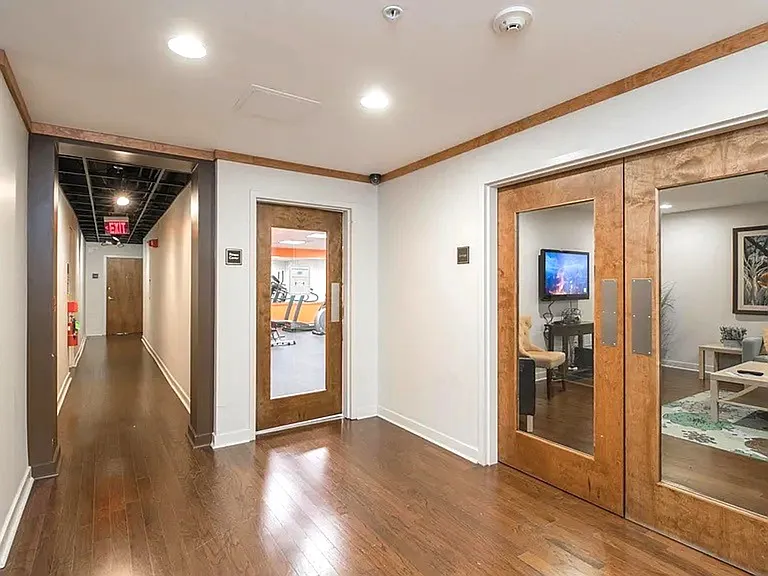 1510 Chestnut St #803 — Photo 12