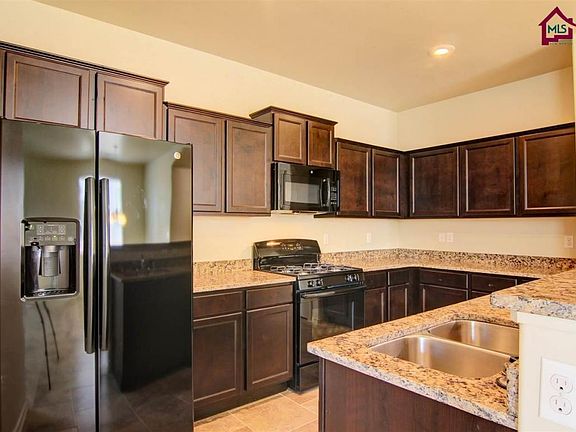 3rd image of 2867 La Union Ct