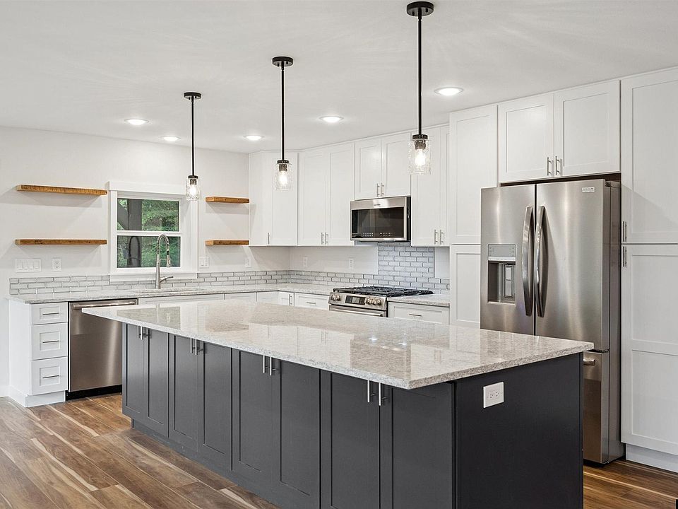 1st image of 2065 Fritz Cove Rd