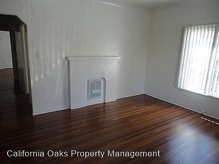 4th image of 1817 E Thompson Blvd APT 3