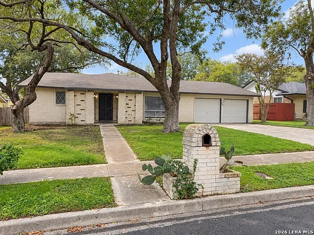 3 bed, 2.0 bath, 1482 sqft, $1,495 — Photo 2