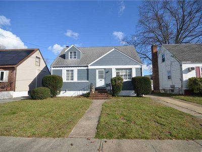 109 N Montague St, Valley Stream, NY, 11580