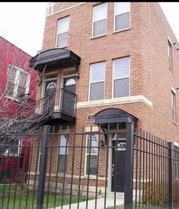 925 S Kedzie Ave #3, Chicago, IL, 60612
