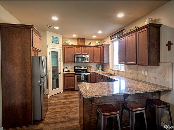 5th image of 23805 79th Avenue Ct E