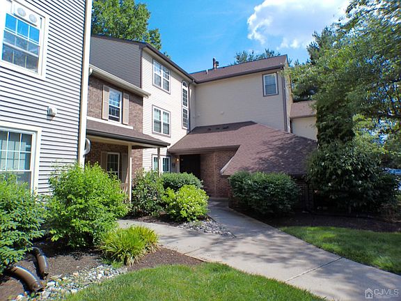 2nd image of 5132 Beech Ct