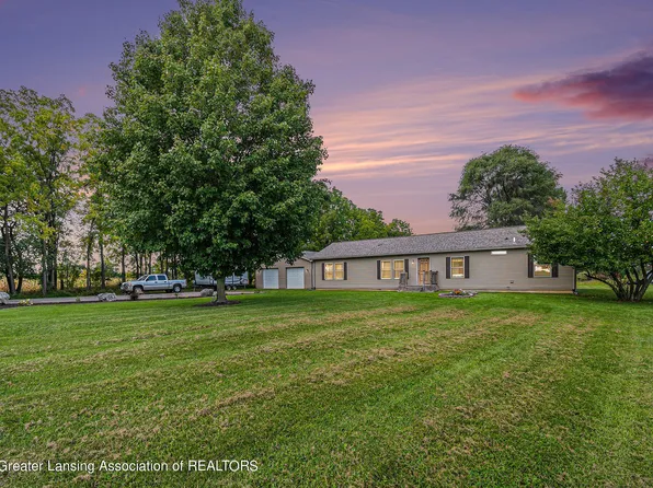 5495 E Price Rd, Saint Johns, MI 48879