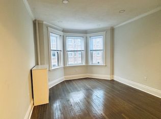 102 Queensberry St APT 8, Boston, MA 02215