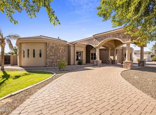 2961 E Latham Way, Gilbert, AZ 85297