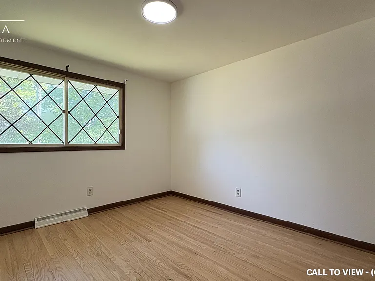 6511 Dorchester Rd #1 — Photo 8