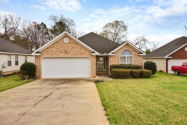 1st image of 705 Bradford Ln