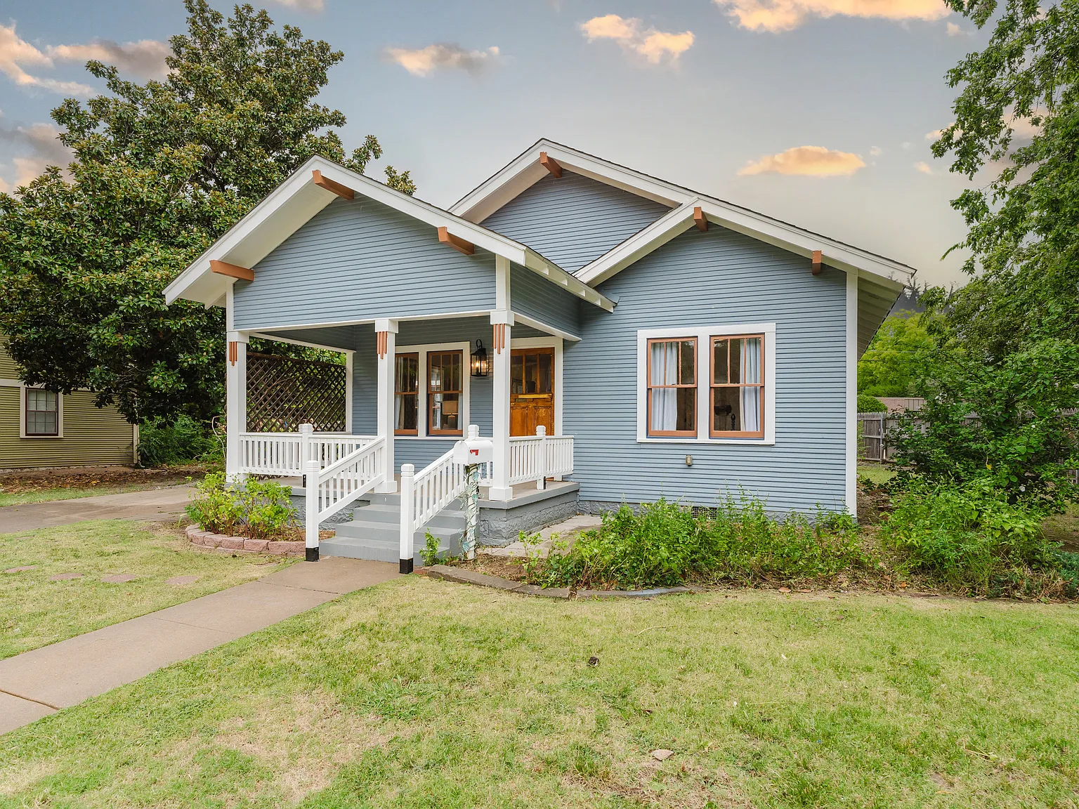 221 Alameda St — Photo 1