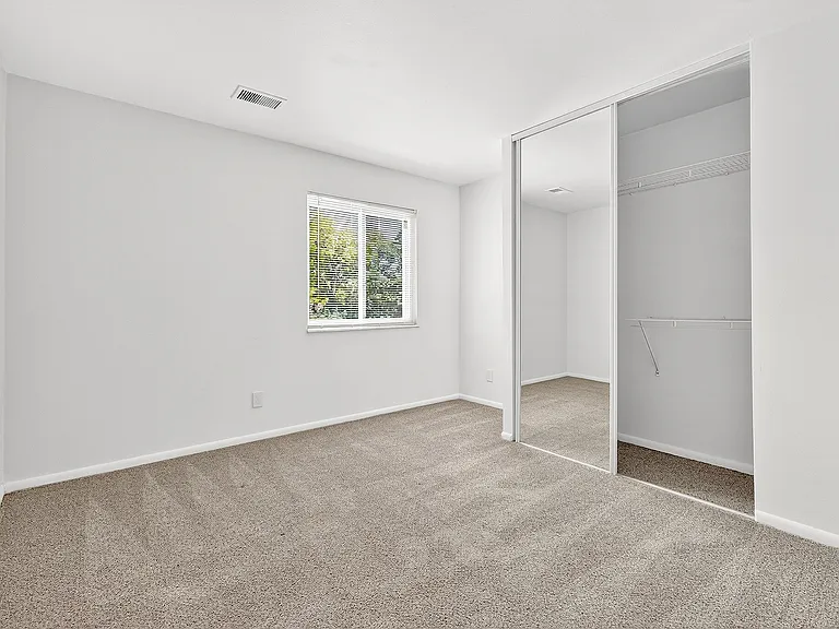 ReNew WestGlen — Photo 19