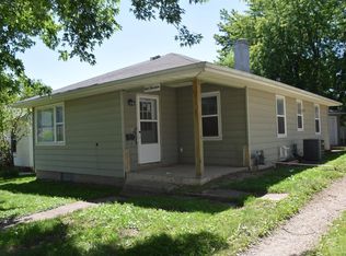 114 N 10th Ave, Marshalltown, IA 50158